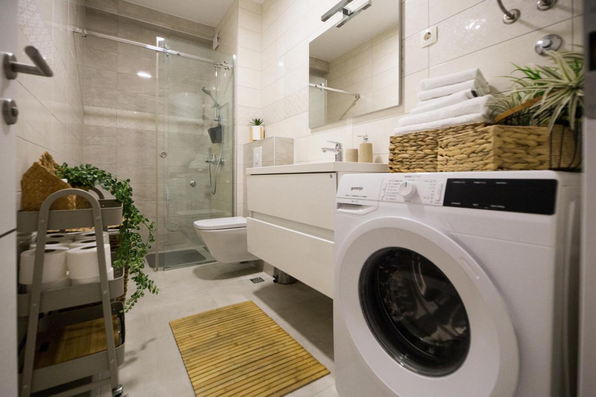 Apartment Pjero Макарска Екстериор снимка