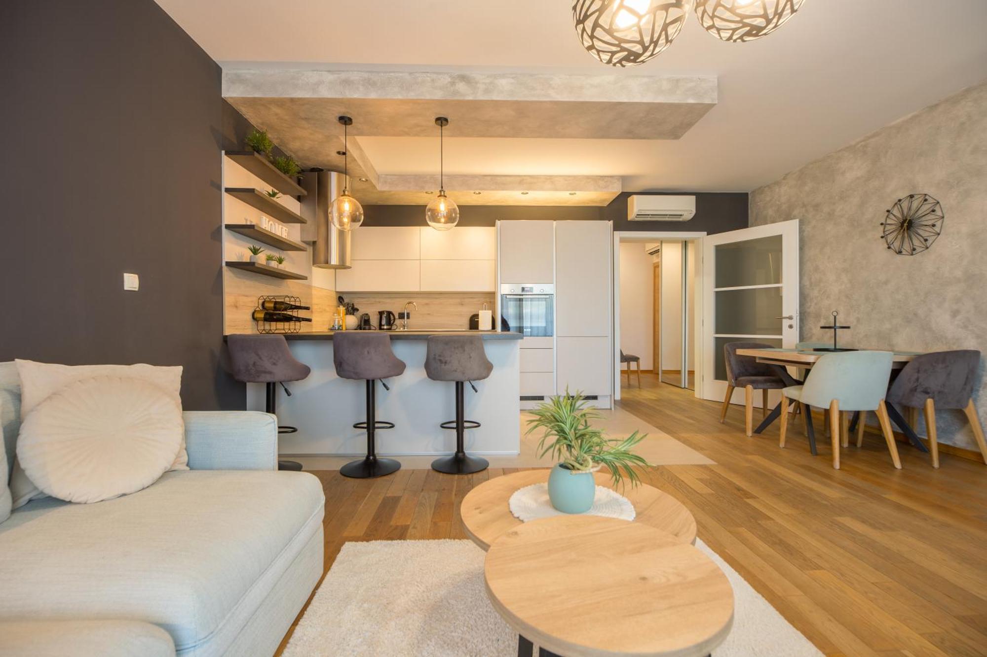 Apartment Pjero Макарска Екстериор снимка