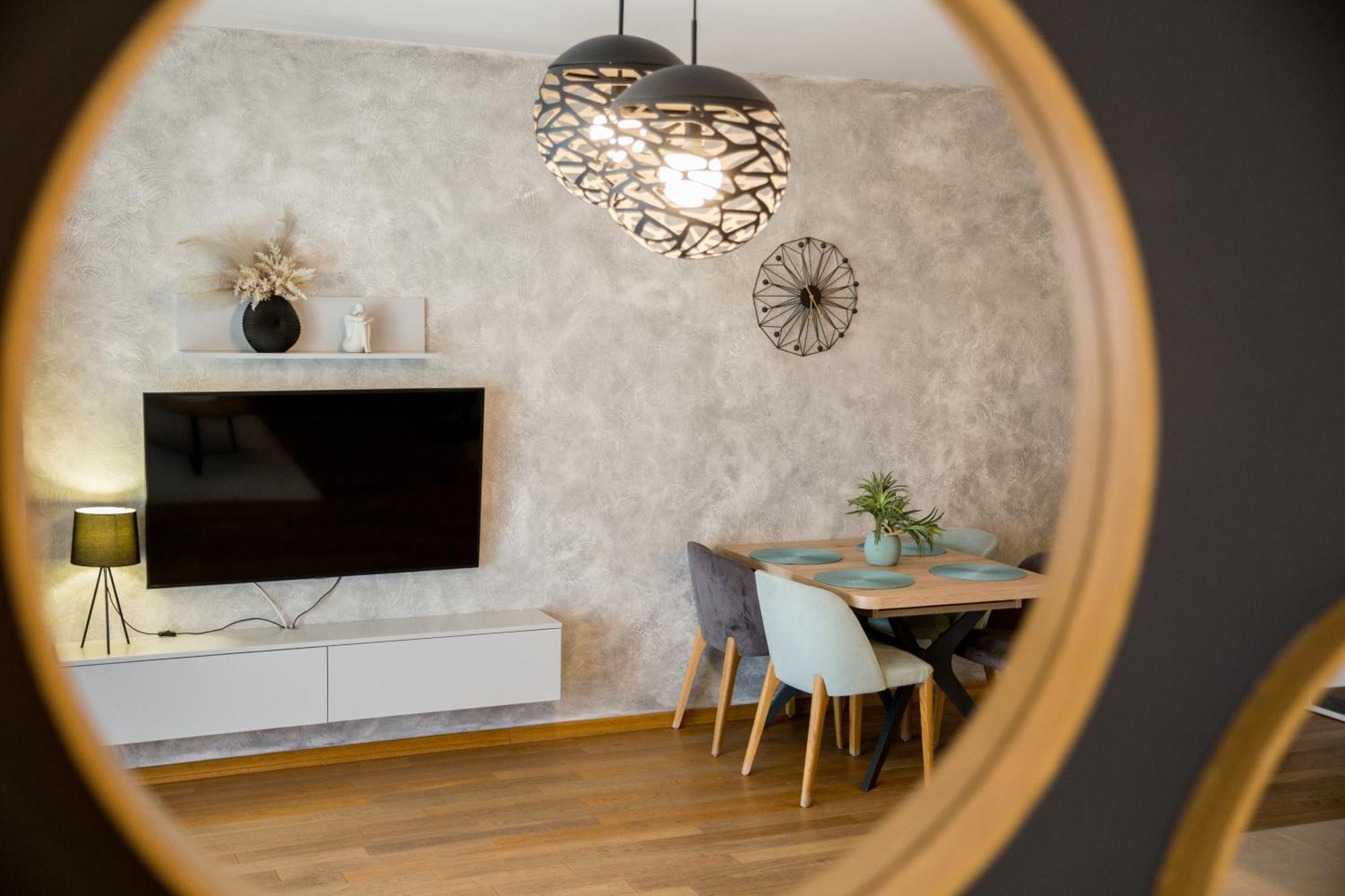Apartment Pjero Макарска Екстериор снимка