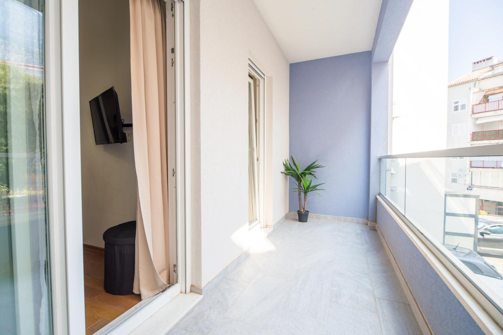 Apartment Pjero Макарска Екстериор снимка