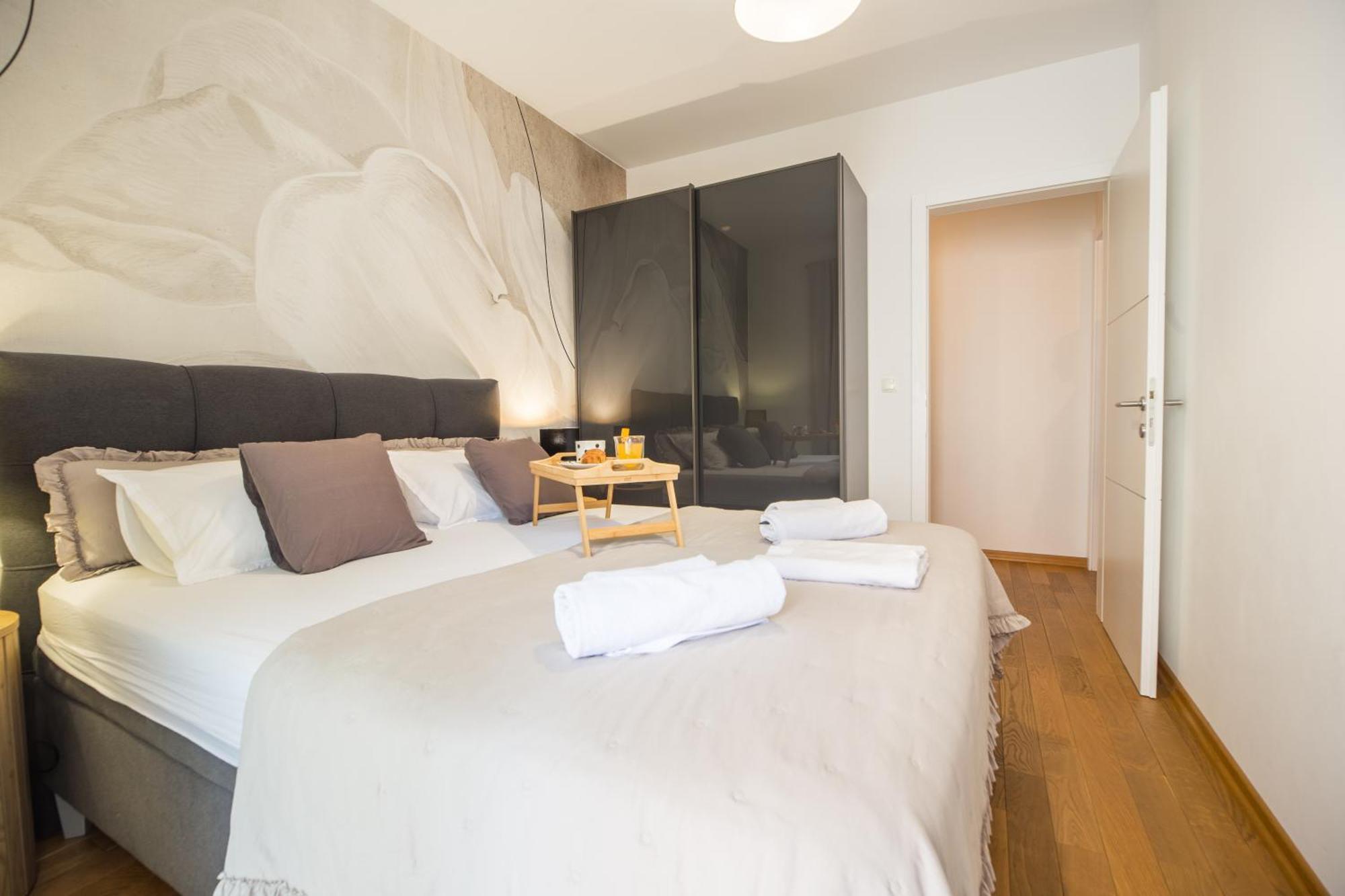 Apartment Pjero Макарска Екстериор снимка